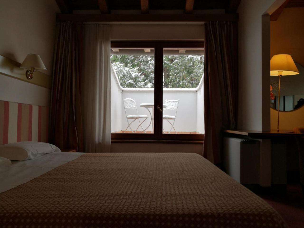 Eurohotel Palace มาเนียโก ภายนอก รูปภาพ